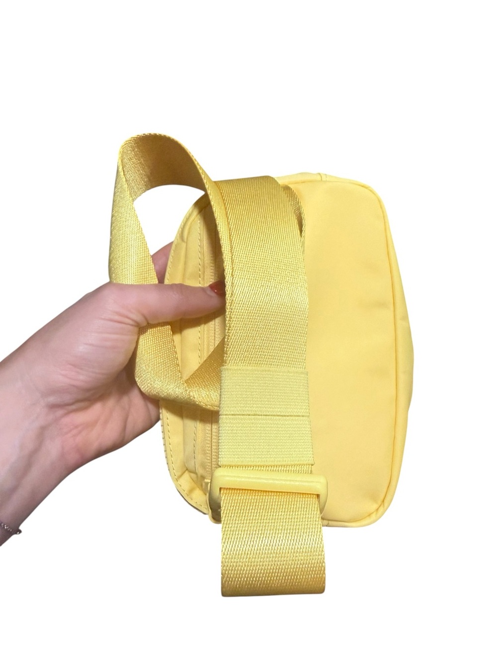 NWT Lululemon Everywhere Belt Bag Pouch Spry Yellow Travel Bag - Picture 6 of 9
